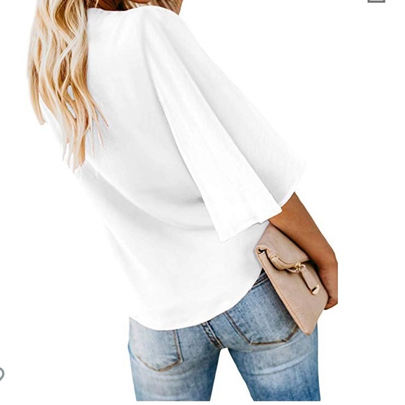 Beautiful woman top blouse - Picture 2 of 3